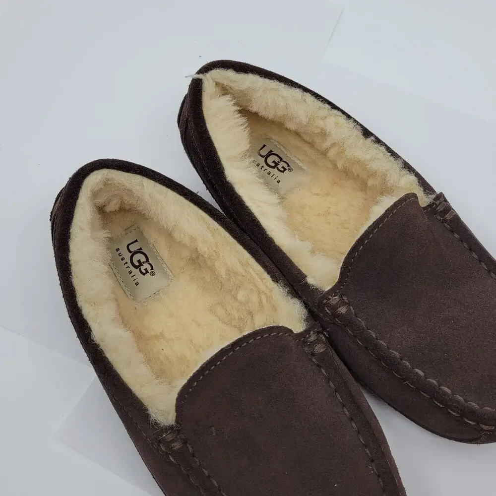 UGG 1974 Sheepskin Shearling  Slippers  Sz 4 EU 34 brown  Like new
